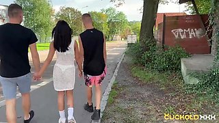 18yo Schoolgirl Craves Cuckold Passion With Big Dick