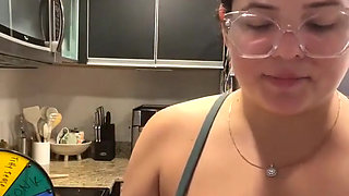 Live Stream with Dani Valentina