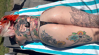 Double Hotwife Booty Worship with Oil Massage