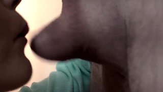 Cum Swallowing Teen Babe Knows How To Suck Dick