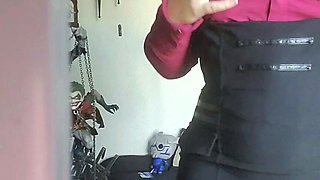 Amateur Big Boobs jerks Big Dick