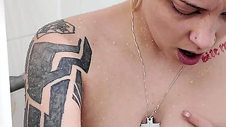 Fuck Me in the Shower Virtual Sex