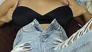 Masturbating Thru My Jeans