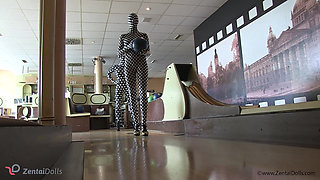 Zentaidolls Visit the Bowling Alley