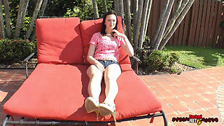 Beautiful Alana Rains Shows off Her Soles and Toes Outside!