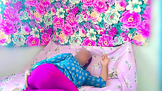 Stepmommy's Girl's Was Wet and so on the Pretext of Foot Massage, She Enjoyed Her Stepbrother's Thick in Hindi.