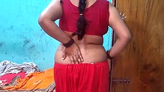 Lonely Night Solo Masturbation – Beautiful Desi Girl Fingering Herself Closeup