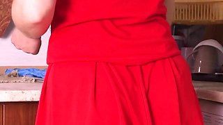 Upskrt Video of Hot Wife Cooking