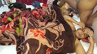 Girlfriend and Pregnant Bhabhi Sex with Boyfriend Desi Threesome