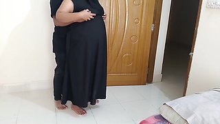 (hijab Beautiful Bbw Aunty) - Indian Hot Aunty Neighbor Boy Fucked While Cleaning House