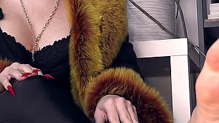 Lady in Fur Orders You to Goon