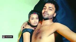 Desi aunty gets steamy with her lover