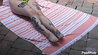 Lady Lazarus Pool Boy Foot Smelling Handjob