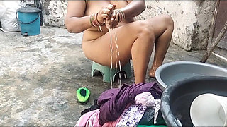 This Morning I Saw My Stepmother Taking a Bath, She Was Washing Her Pussy, My Cock Stood up on Seeing Her