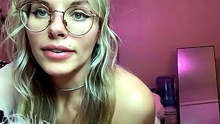 AMATEUR BIGTIT BLONDE TEEN MASTURBATES IN STALKINGS
