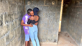 Pretty Teen Girl Fucked Outdoor in Nigeria for the First Time
