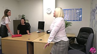Lacey Starr - office lesbain three-way