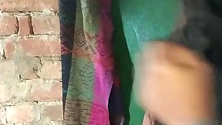 Hot Romantic Sex with Indian Bhabhi in Saree on X videos