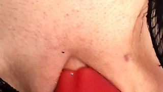 Hot MILF Cums Hard