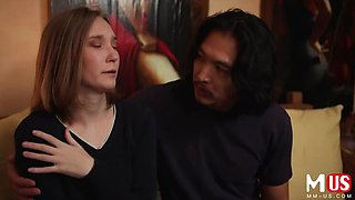Buddy's Close-Up with Claire Roos