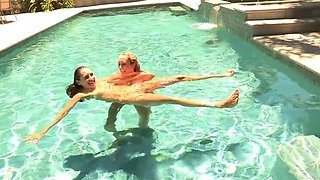 Lesbian Summer Vibes: Swimming Muffs with Brett Rossi & Celeste Star