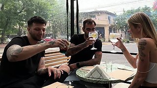 American travel slut gets first DP by two latinos in Buenos