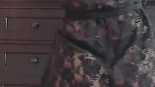 Real Hotwife Jess Ryan JOI Edging & Teasing!