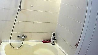 Amateur russian teen takes shower