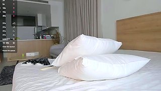 Romanian amateur webcam teen masturbate