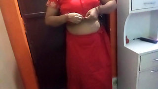 Beautiful Indian Bhabhi Having Romantic