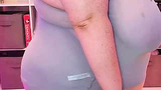 Big boobs milf masturbates with her dildo