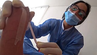 Juicy Nurse seduced patient inro