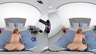 Teen Lucianna's tiny tits and trimmed pussy in VR