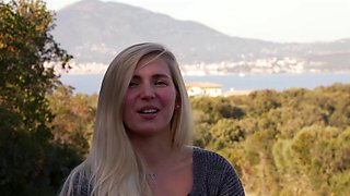 Chloé, 29 Years Older, From Hyères! - Chloe Duval