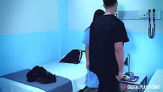 Seth Gamble's Untreatable Office Passion with Squirt