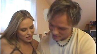 Young Blonde Peacherino Victoria Swinger Enjoys When Her Boyfriend Drills Her Wet Twat