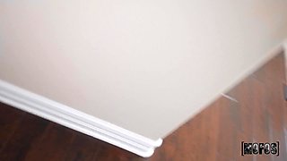 Scott's Hot Anal Passion with a Teen in Wild Scene
