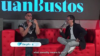 La porn legend teaches how to have a threesome with two beautiful whores in