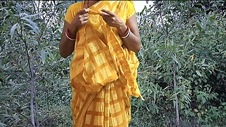 Indian Village Desi Hot Aunty