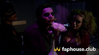 Joker Gets Pounded by Catwoman in Exchange for