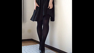 Wearing Tights and Secretly Having an Orgasm