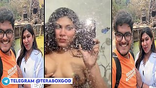 Indian Horny Babe Showing Giving Blowjob Fucking With Boyfriend