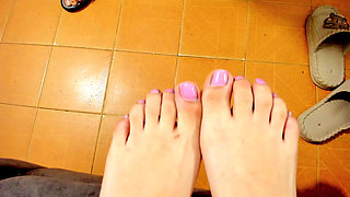 I'll Give You a Footjob, I Masturbate, and Come