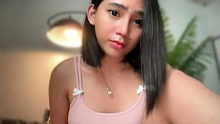 Amateur wild chick solo masturbation