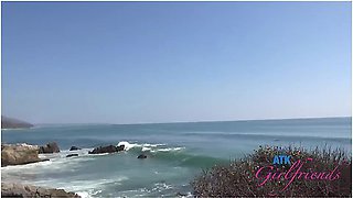 Public Sex In Car With Daydream Daisy Bj And Fucking On A Beach Day