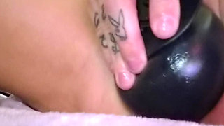 Fuck whore blowing up her loose huge cunt