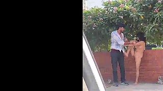 New Instagram Viral Crazy Street Freakout – [censored] Girl Stripped Completely Naked in Public