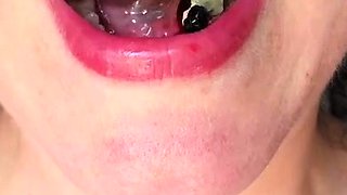 Amateur blowjob close up