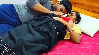 Kamvali bai uska Boss aaj aapne gav me jakar ek purane room me sex kiye - hot beautiful desi bhabhi sex movies in hindi voice.