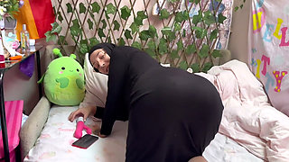 How to Relax Muslim Girls